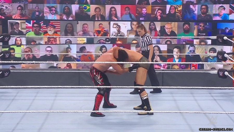 HIAC_Cesaro_mp40342.jpg