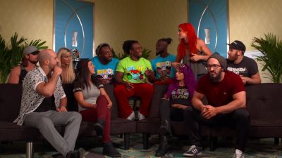 HUGGIN27_UPPERCUTS_28Bayley_Cesaro29_vs__NASHA_28Sasha_Neville29_--_Rocket_League__mp40075.jpg