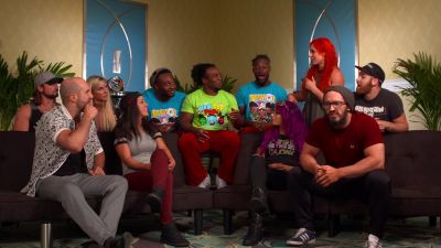 HUGGIN27_UPPERCUTS_28Bayley_Cesaro29_vs__NASHA_28Sasha_Neville29_--_Rocket_League__mp40077.jpg