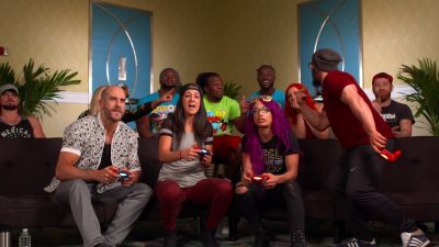 HUGGIN27_UPPERCUTS_28Bayley_Cesaro29_vs__NASHA_28Sasha_Neville29_--_Rocket_League__mp40235.jpg