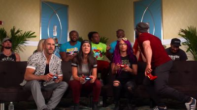 HUGGIN27_UPPERCUTS_28Bayley_Cesaro29_vs__NASHA_28Sasha_Neville29_--_Rocket_League__mp40246.jpg