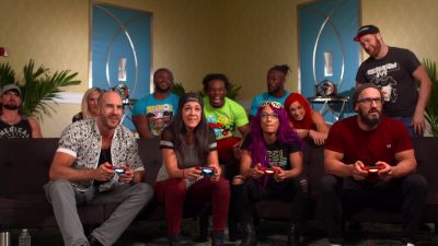 HUGGIN27_UPPERCUTS_28Bayley_Cesaro29_vs__NASHA_28Sasha_Neville29_--_Rocket_League__mp40309.jpg