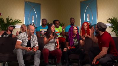 HUGGIN27_UPPERCUTS_28Bayley_Cesaro29_vs__NASHA_28Sasha_Neville29_--_Rocket_League__mp40327.jpg