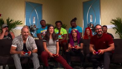 HUGGIN27_UPPERCUTS_28Bayley_Cesaro29_vs__NASHA_28Sasha_Neville29_--_Rocket_League__mp40570.jpg