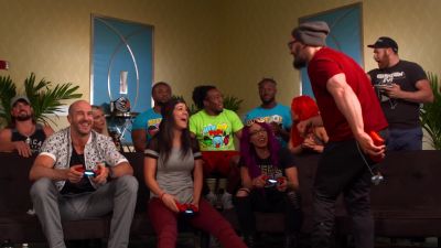 HUGGIN27_UPPERCUTS_28Bayley_Cesaro29_vs__NASHA_28Sasha_Neville29_--_Rocket_League__mp40663.jpg