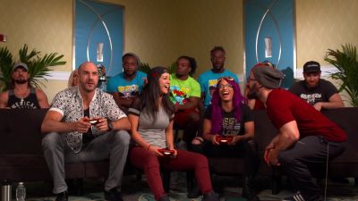 HUGGIN27_UPPERCUTS_28Bayley_Cesaro29_vs__NASHA_28Sasha_Neville29_--_Rocket_League__mp40769.jpg