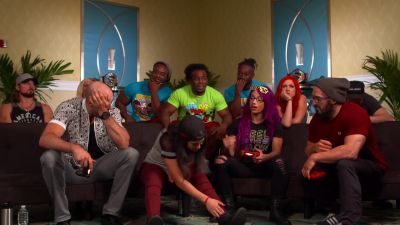 HUGGIN27_UPPERCUTS_28Bayley_Cesaro29_vs__NASHA_28Sasha_Neville29_--_Rocket_League__mp40822.jpg