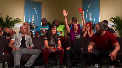 HUGGIN27_UPPERCUTS_28Bayley_Cesaro29_vs__NASHA_28Sasha_Neville29_--_Rocket_League__mp40939.jpg