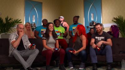 HUGGIN__UPPERCUTS_28Bayley_Cesaro29_vs__UP-UPBEATNIKS_28Becky_Sami29_--_Rocket_Leag_mp40027.jpg