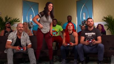 HUGGIN__UPPERCUTS_28Bayley_Cesaro29_vs__UP-UPBEATNIKS_28Becky_Sami29_--_Rocket_Leag_mp40203.jpg