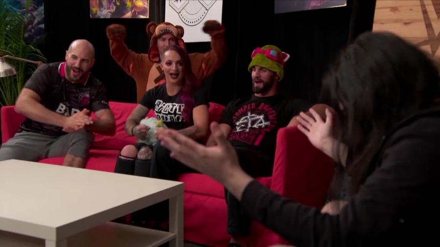 LEAGUE_OF_LEGENDS_-_Team_WWE_vs__Team_NXT_SHOWMATCH_mp40044.jpg