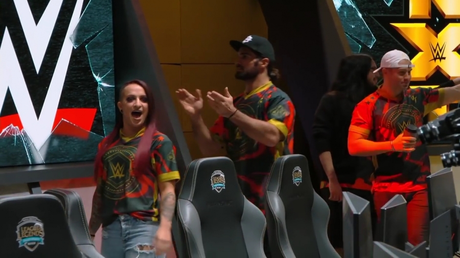 LEAGUE_OF_LEGENDS_-_Team_WWE_vs__Team_NXT_SHOWMATCH_mp40230.jpg