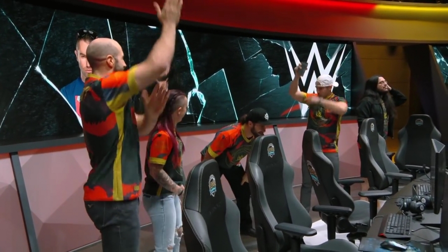 LEAGUE_OF_LEGENDS_-_Team_WWE_vs__Team_NXT_SHOWMATCH_mp40291.jpg