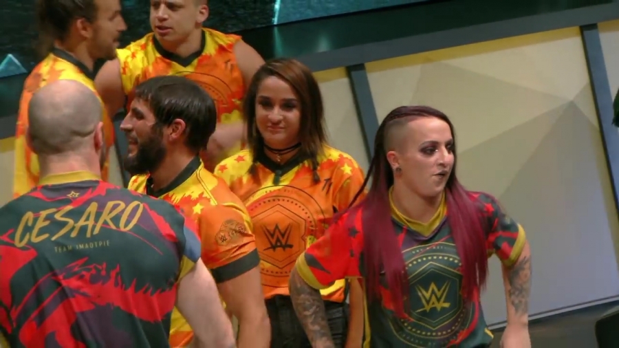 LEAGUE_OF_LEGENDS_-_Team_WWE_vs__Team_NXT_SHOWMATCH_mp40793.jpg
