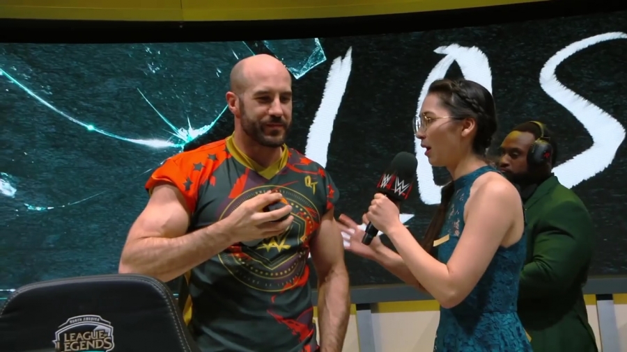 LEAGUE_OF_LEGENDS_-_Team_WWE_vs__Team_NXT_SHOWMATCH_mp41027.jpg