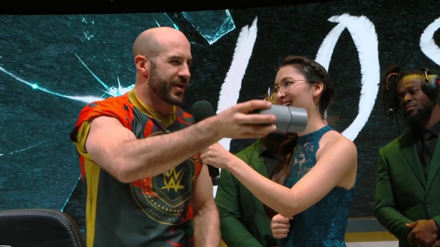 LEAGUE_OF_LEGENDS_-_Team_WWE_vs__Team_NXT_SHOWMATCH_mp41037.jpg