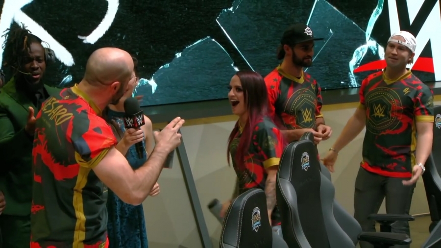 LEAGUE_OF_LEGENDS_-_Team_WWE_vs__Team_NXT_SHOWMATCH_mp41049.jpg