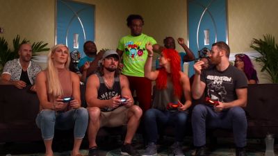 ROYAL_127S_28Charlotte_AJ29_vs__UP-UPBEATNIKS_28Becky_Sami29_--_Rocket_League_Tour_mp40032.jpg