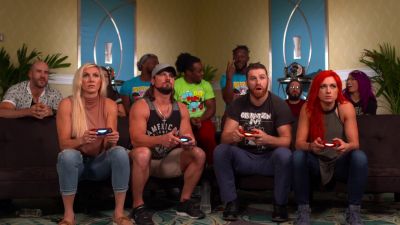 ROYAL_127S_28Charlotte_AJ29_vs__UP-UPBEATNIKS_28Becky_Sami29_--_Rocket_League_Tour_mp40437.jpg