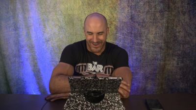 SAMOA_JOE___CESARO_need_to_pump_it_up__-_Clash_With_Cesaro_mp44817.jpg