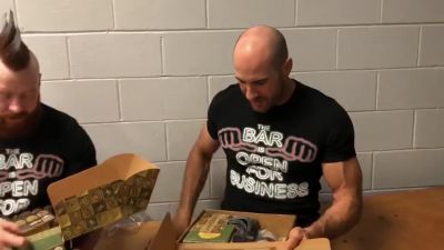 SHEAMUS___CESARO_unbox_CultureFly_s_GAME_OF_THRONES__NOBLE_HOUSES_OF_WESTEROS__mp40041.jpg