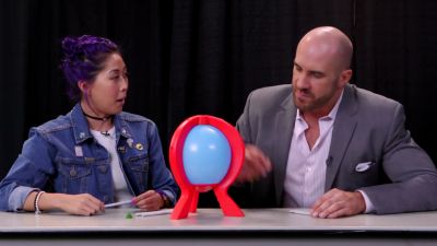 SMOSH_GAMES_x_UUDD-_MARI_vs__CESARO_--_Boom_Boom_Balloon21_--_Expansion_Pack_mp40030.jpg