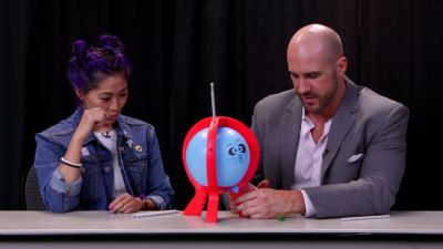 SMOSH_GAMES_x_UUDD-_MARI_vs__CESARO_--_Boom_Boom_Balloon21_--_Expansion_Pack_mp40083.jpg