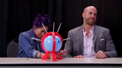 SMOSH_GAMES_x_UUDD-_MARI_vs__CESARO_--_Boom_Boom_Balloon21_--_Expansion_Pack_mp40147.jpg