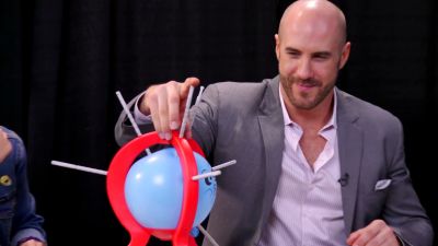 SMOSH_GAMES_x_UUDD-_MARI_vs__CESARO_--_Boom_Boom_Balloon21_--_Expansion_Pack_mp40160.jpg