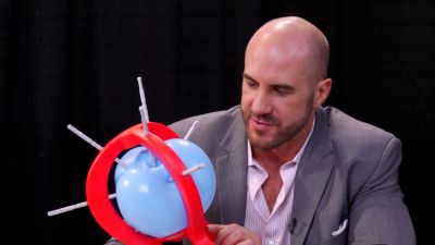SMOSH_GAMES_x_UUDD-_MARI_vs__CESARO_--_Boom_Boom_Balloon21_--_Expansion_Pack_mp40472.jpg