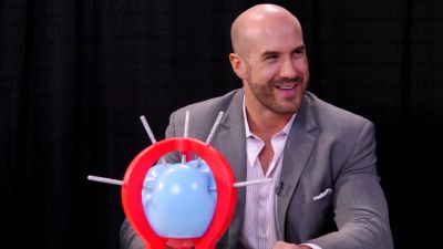 SMOSH_GAMES_x_UUDD-_MARI_vs__CESARO_--_Boom_Boom_Balloon21_--_Expansion_Pack_mp40561.jpg