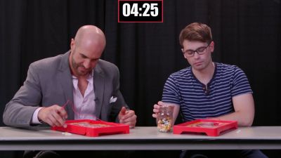 SMOSH_GAMES_x_UUDD-_WWE_Superstars_vs__SMOSH_Games_in_OPERATION_BEANBOOZLED212121_mp40107.jpg