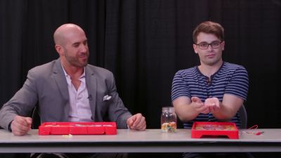 SMOSH_GAMES_x_UUDD-_WWE_Superstars_vs__SMOSH_Games_in_OPERATION_BEANBOOZLED212121_mp40414.jpg