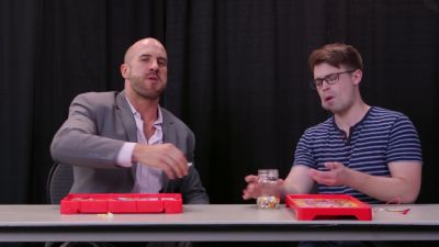 SMOSH_GAMES_x_UUDD-_WWE_Superstars_vs__SMOSH_Games_in_OPERATION_BEANBOOZLED212121_mp40437.jpg