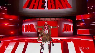 The_Bar_mp40030~2.jpg