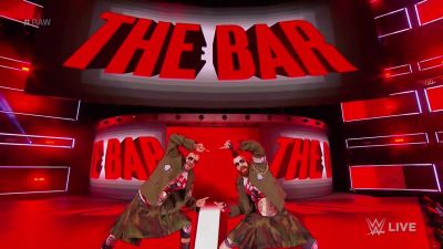 The_Bar_mp40040~1.jpg