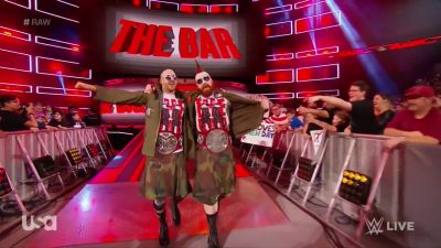 The_Bar_mp40054~0.jpg