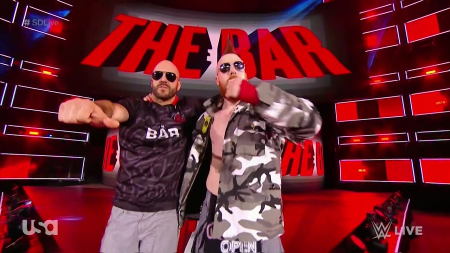 The_Bar_mp41138.jpg