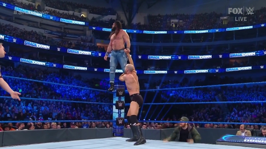 WWE_Friday_Night_SmackDown_2020_01_24_720p_HDTV_x264-NWCHD_mp40685.jpg