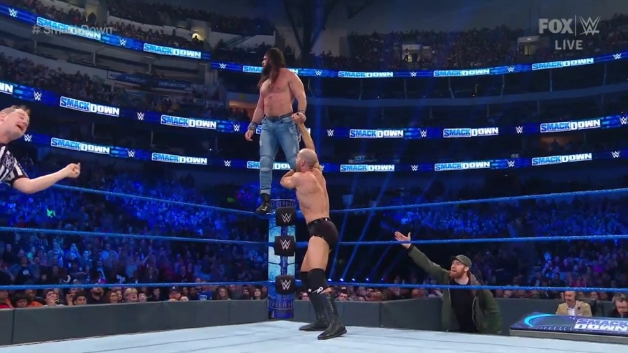 WWE_Friday_Night_SmackDown_2020_01_24_720p_HDTV_x264-NWCHD_mp40686.jpg