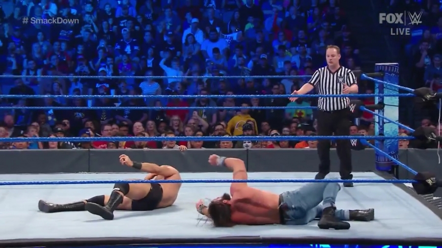 WWE_Friday_Night_SmackDown_2020_01_24_720p_HDTV_x264-NWCHD_mp40762.jpg