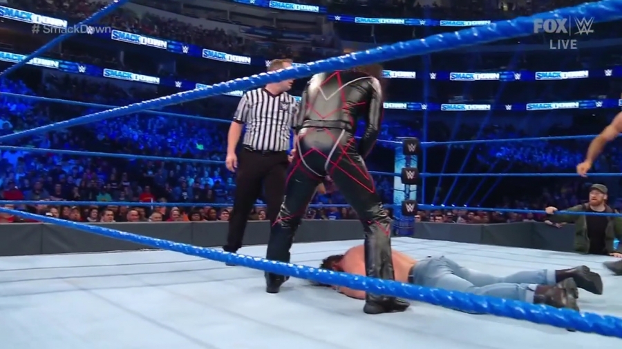 WWE_Friday_Night_SmackDown_2020_01_24_720p_HDTV_x264-NWCHD_mp40790.jpg