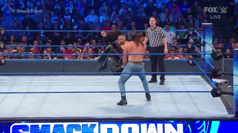 WWE_Friday_Night_SmackDown_2020_01_24_720p_HDTV_x264-NWCHD_mp40802.jpg