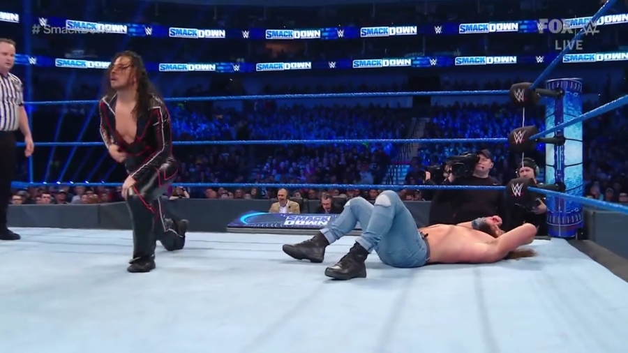 WWE_Friday_Night_SmackDown_2020_01_24_720p_HDTV_x264-NWCHD_mp40804.jpg