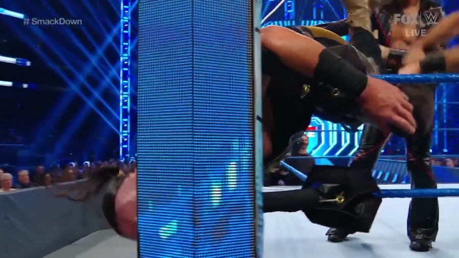 WWE_Friday_Night_SmackDown_2020_01_24_720p_HDTV_x264-NWCHD_mp40900.jpg