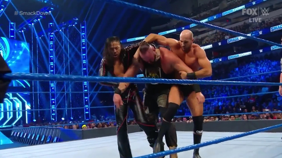 WWE_Friday_Night_SmackDown_2020_01_24_720p_HDTV_x264-NWCHD_mp40903.jpg