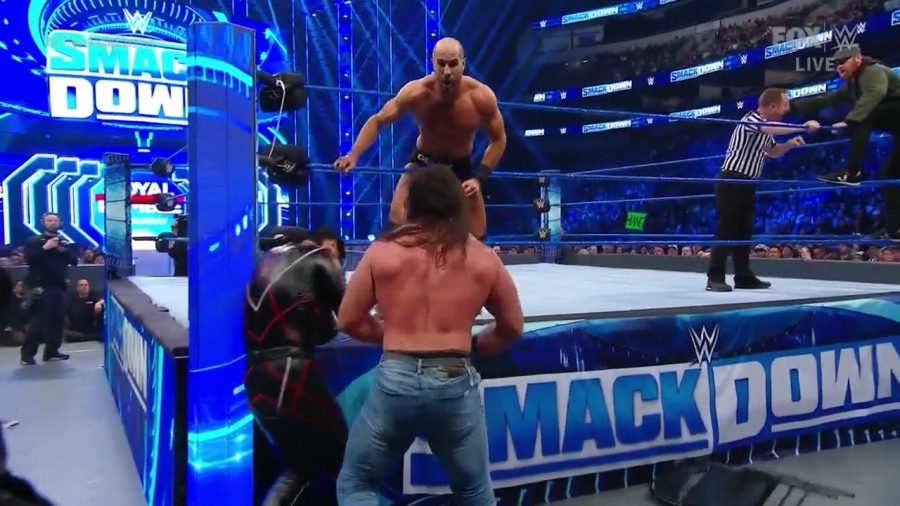 WWE_Friday_Night_SmackDown_2020_01_24_720p_HDTV_x264-NWCHD_mp40940.jpg