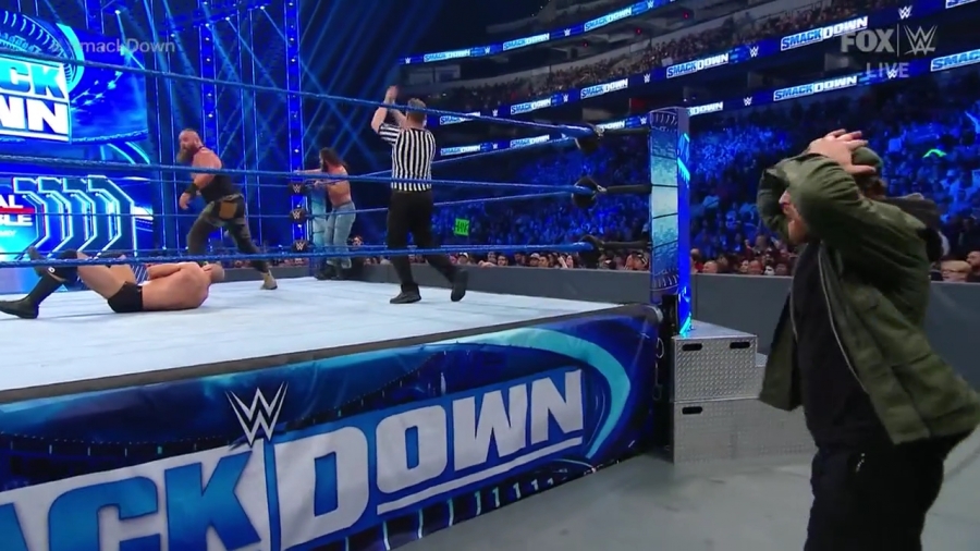 WWE_Friday_Night_SmackDown_2020_01_24_720p_HDTV_x264-NWCHD_mp40952.jpg