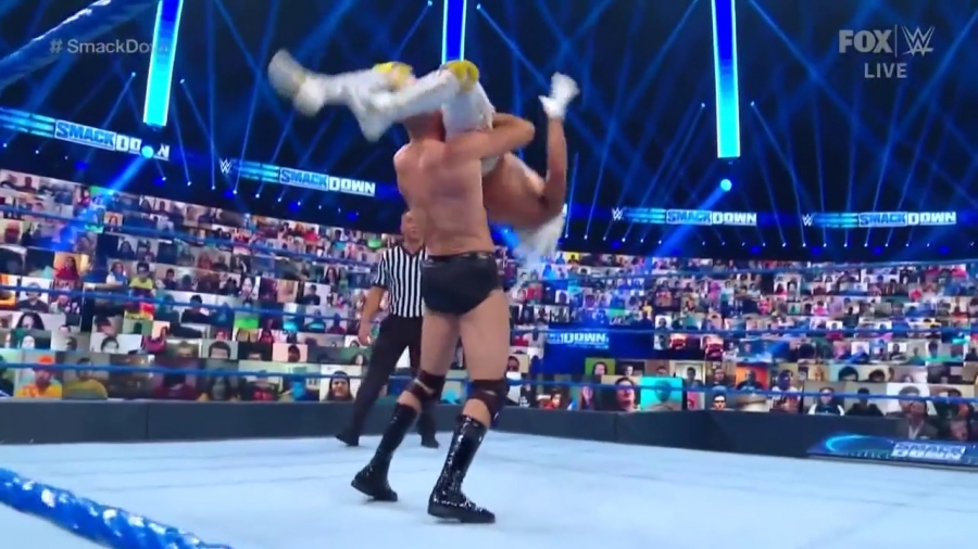 WWE_Friday_Night_SmackDown_2020_08_28_720p_HDTV_x264-NWCHD_mp40876.jpg