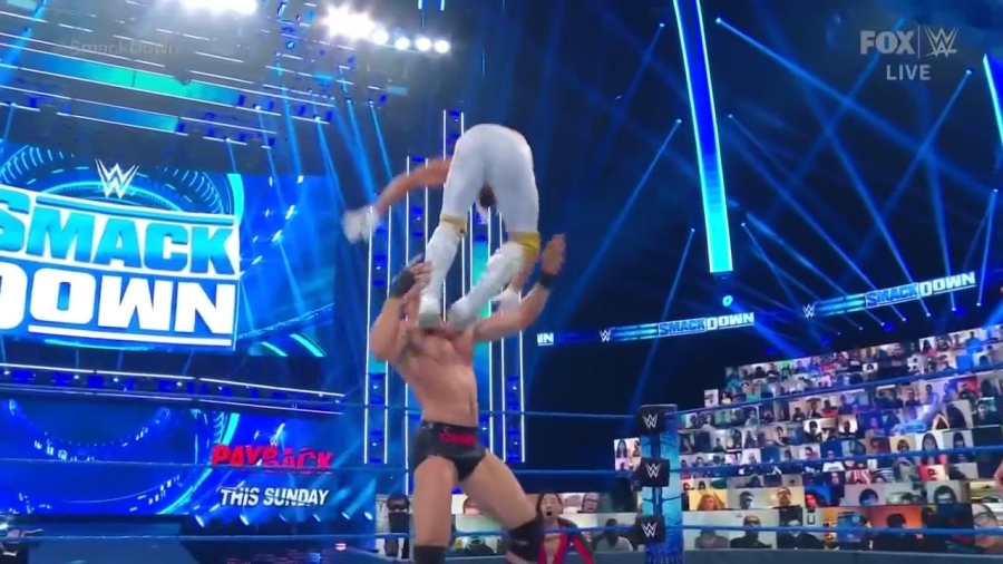 WWE_Friday_Night_SmackDown_2020_08_28_720p_HDTV_x264-NWCHD_mp40883.jpg